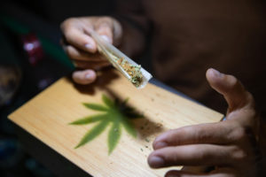 marijuana-rolling-paper